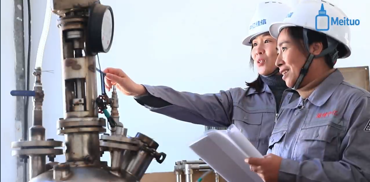 Our two team wokers working